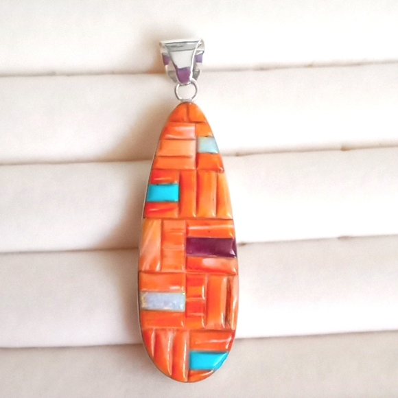Jewelry - SANTA FE STYLE MULTI COLOR SPINY OYSTER SHELL DROP PENDANT